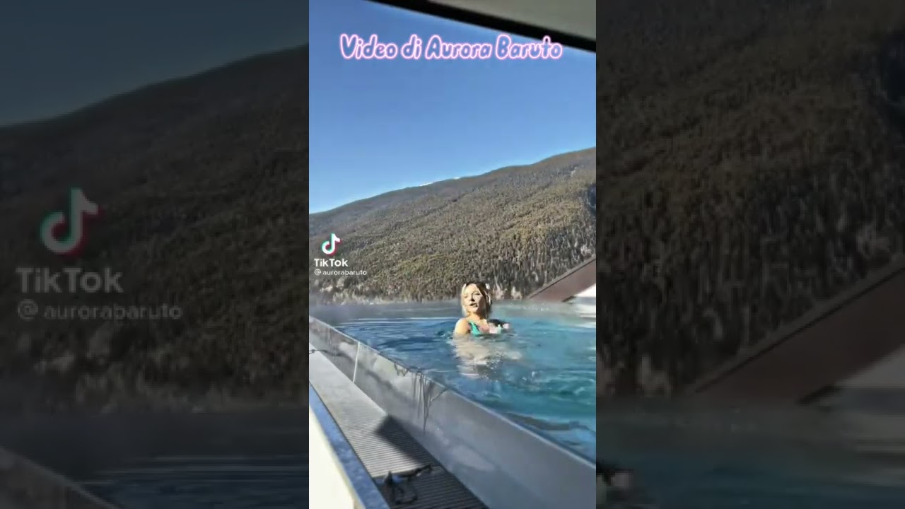 TikTok di AURORA BARUTO in PISCINA