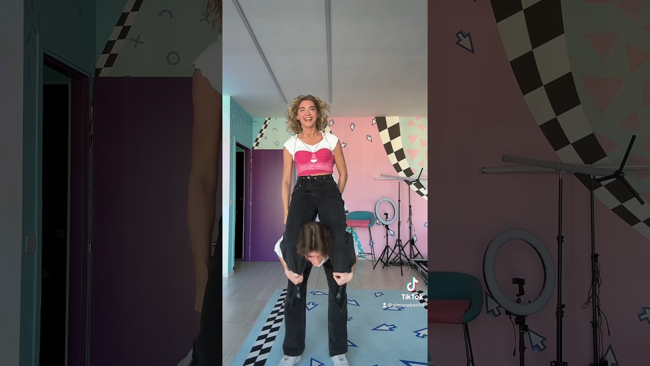 TIKTOK SIMONE BERLINI E ALESSIA LANZA