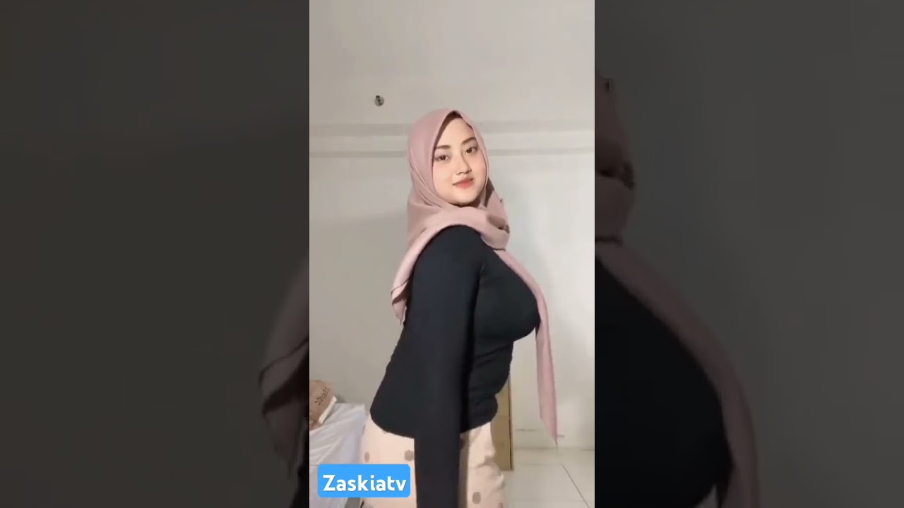 Tobrut jilbab pink;semuanya berisi