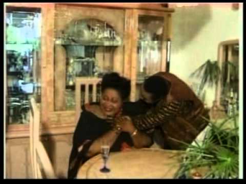 Tom Yoms & Bebey Manga - Na Meya