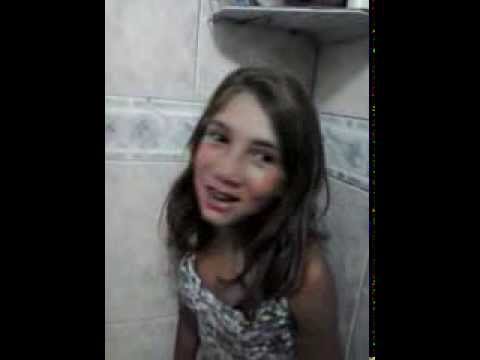 Tomei banho ontem pai.