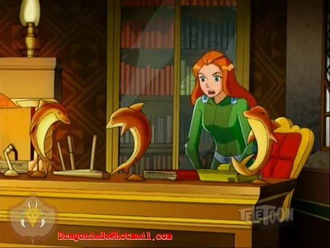 Totally Spies/ Alex into Dolphin