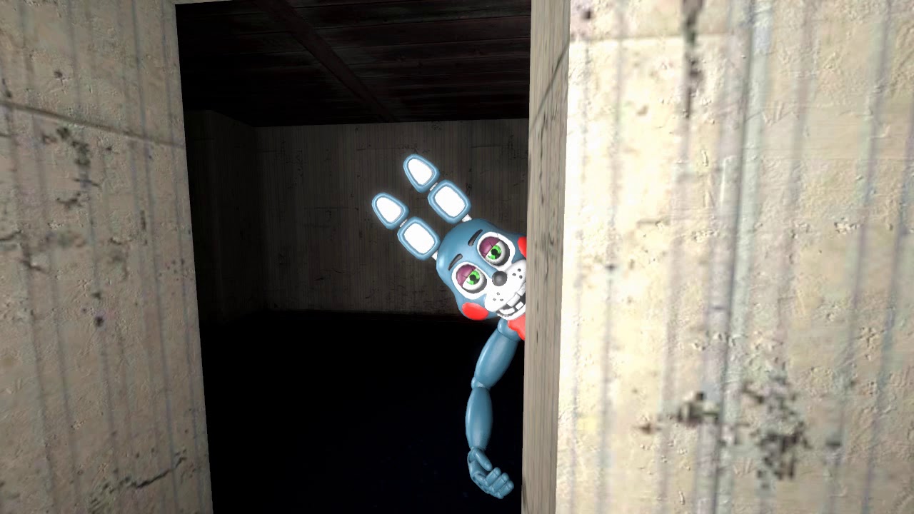 Toy Bonnie  sneakin up on Toy Chica