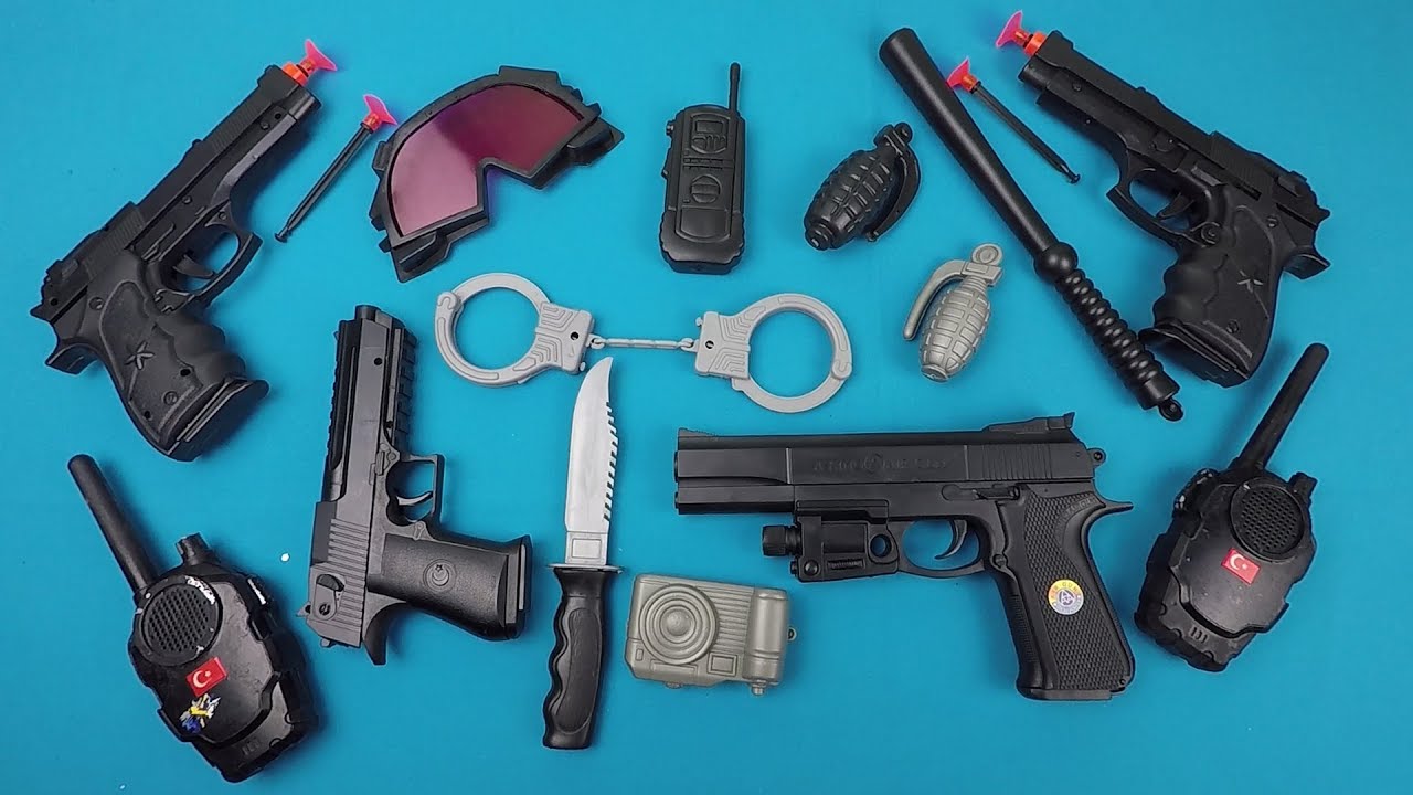 Toy Guns - Police Set - Walkie-Talkie - Jop - Knife - Weapons Video for Kids!