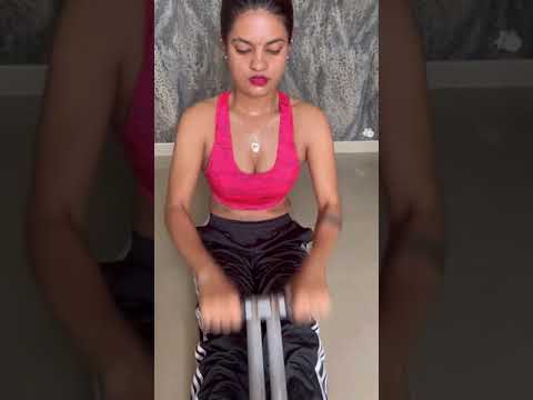Trending 😍 Instagram Reels 😯 Beauty Queen 👑 Preeti Jasal #beautyqueen #shortsfeed #shorts (3)