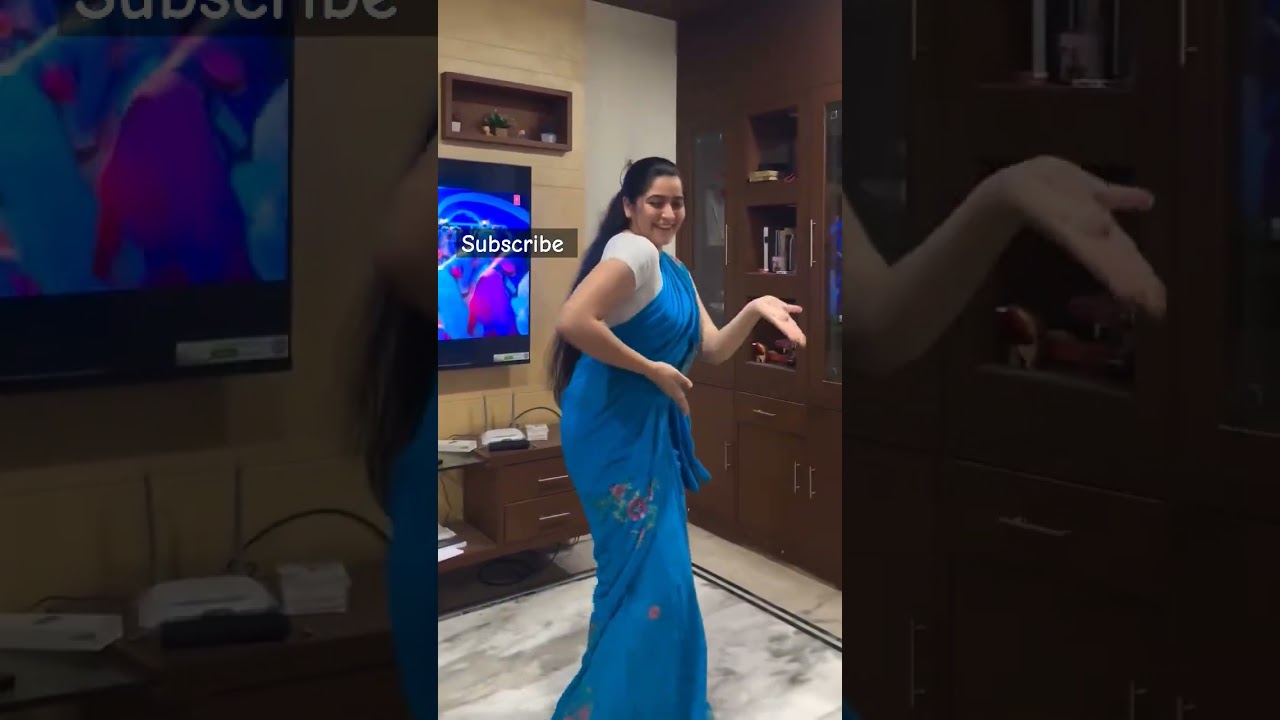 #Trending #dance #reels #saree #telugu #cute #trending #viral #beautiful #tamil #hot #navel #aunty