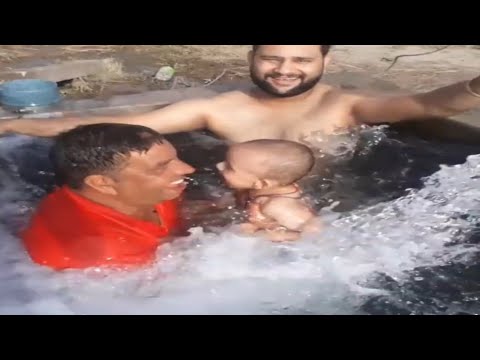 Tubewell Fun In Village|Village Mai Nahaye Tubewell Pe|Desi Pool In Village #shorts
