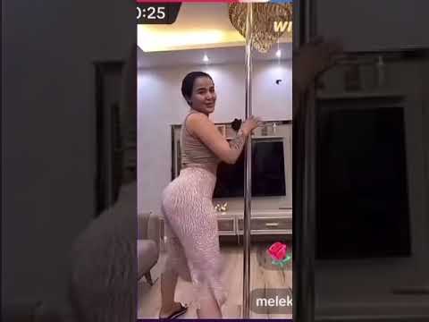 Turkish Girl Melek Azad Twerk🔥