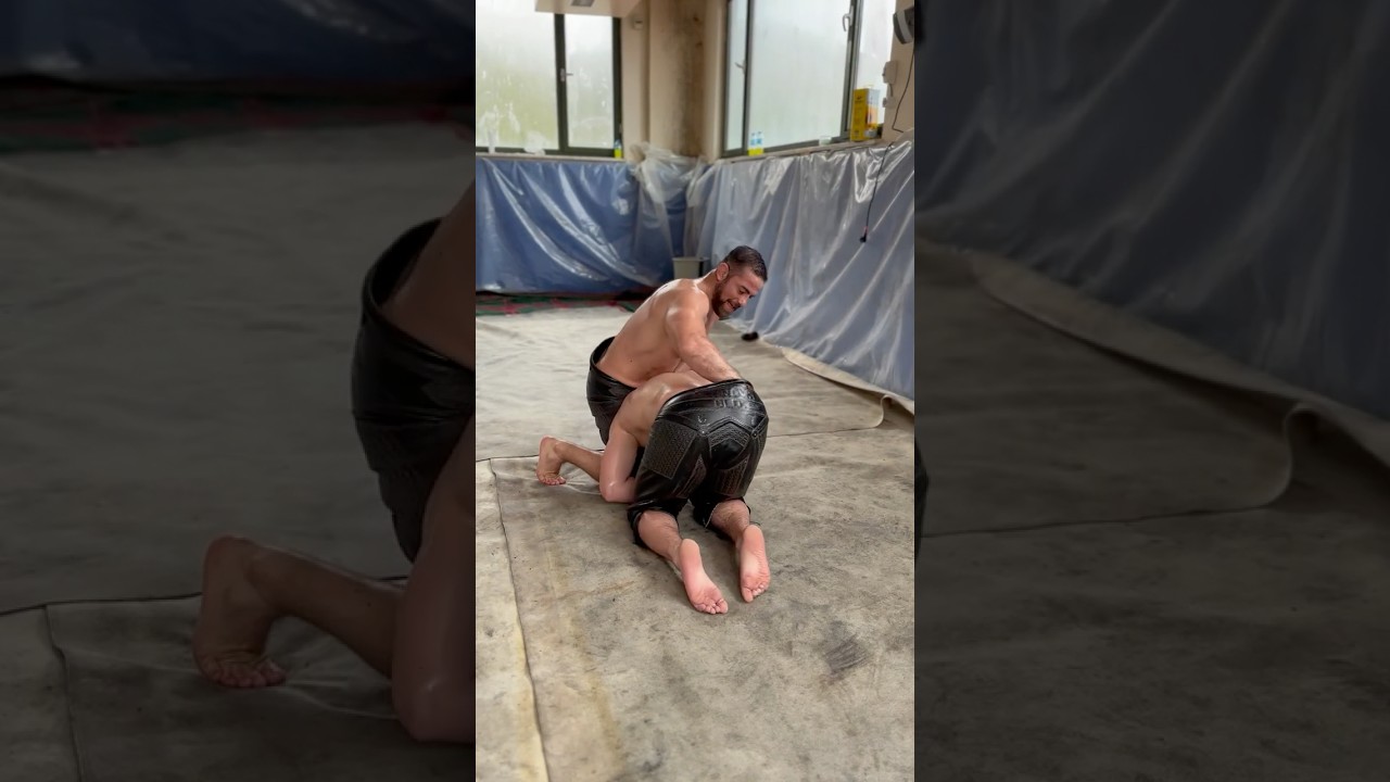 Turkish traditional fun sport - oil wrestling! #funfacts #türkiye  #wrestling