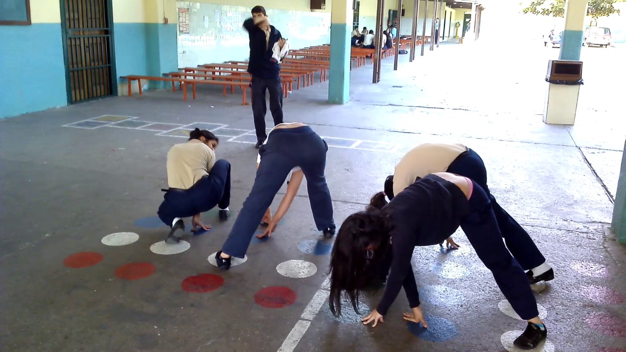 Twister en el Colegio