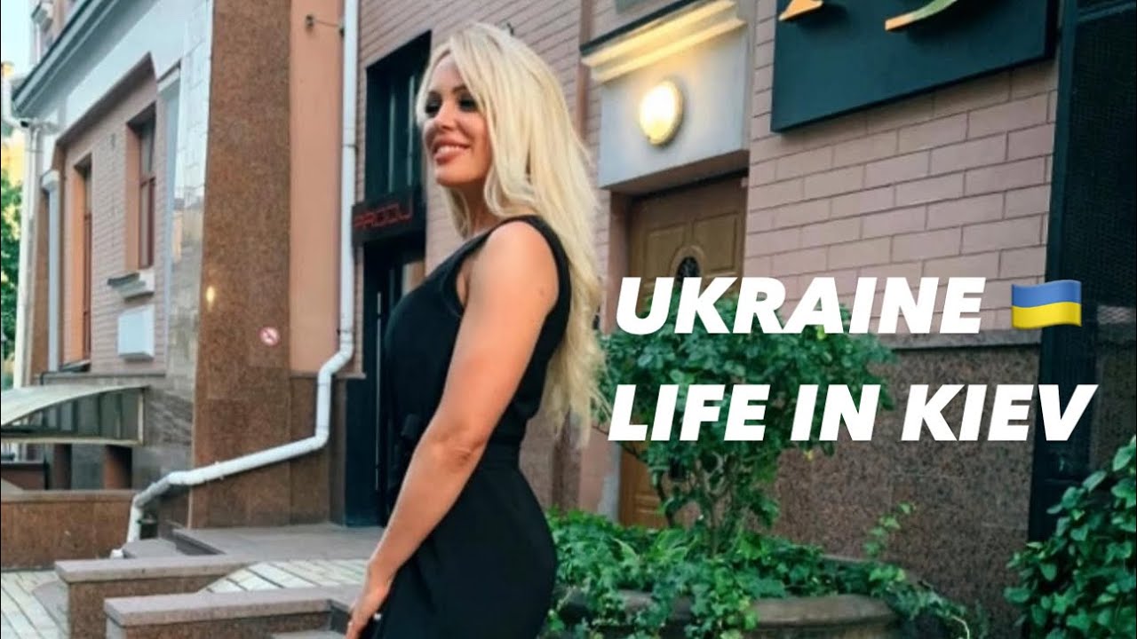 Ukraine 🇺🇦Life in Kiev. May 24, 2025. The Streets of Kiev, Ukraine. Streets Scenes.