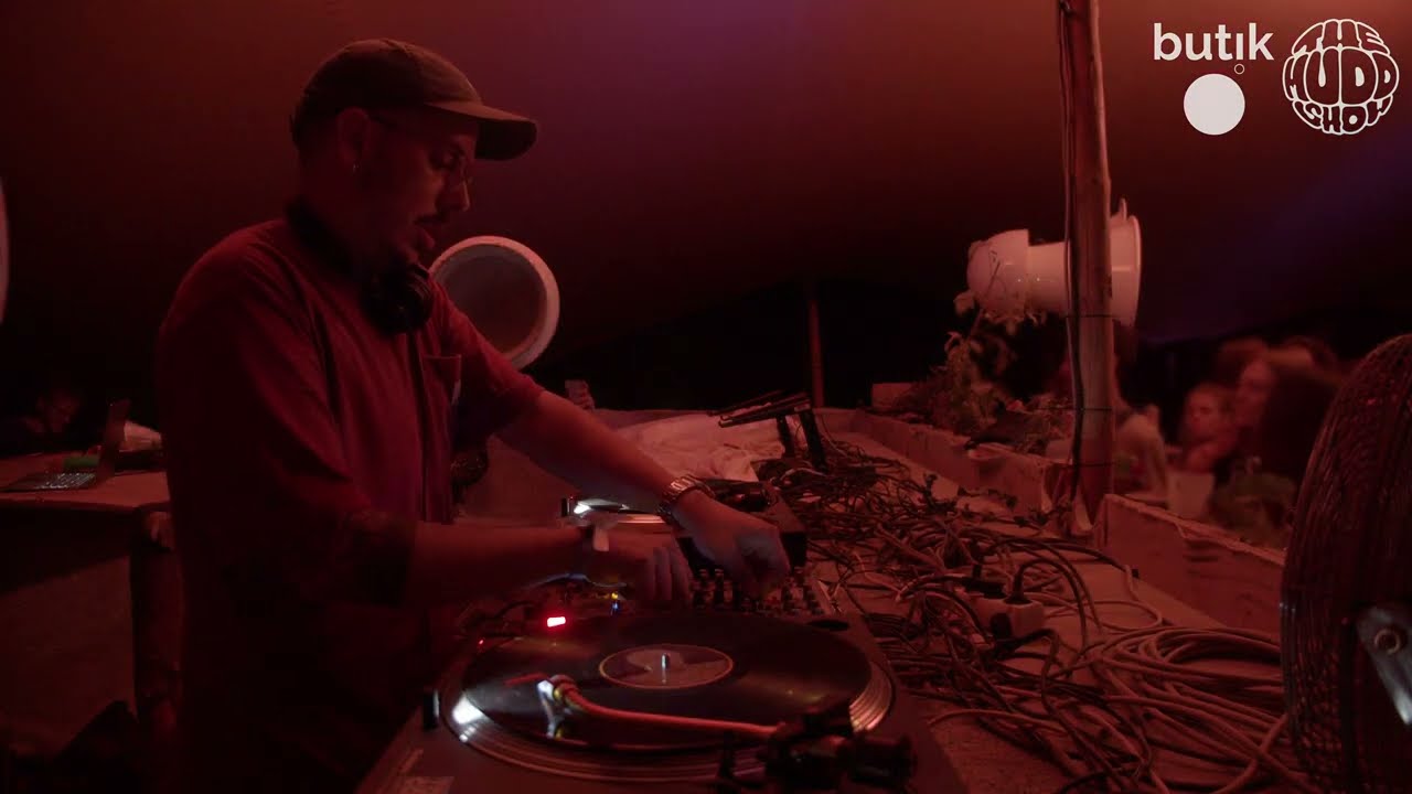 Unai Trotti | themuddshow x Butik