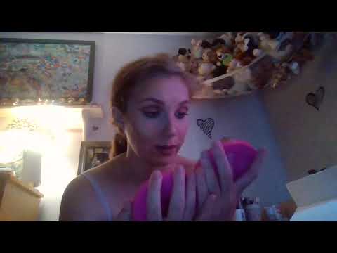 Unboxing My Small Jeffree Star Cosmetics Order!!!!!