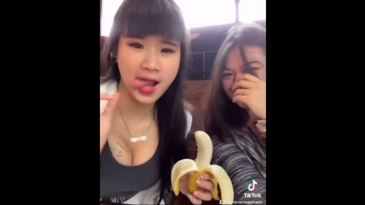 Vania Gemash Hot Video!!🍌