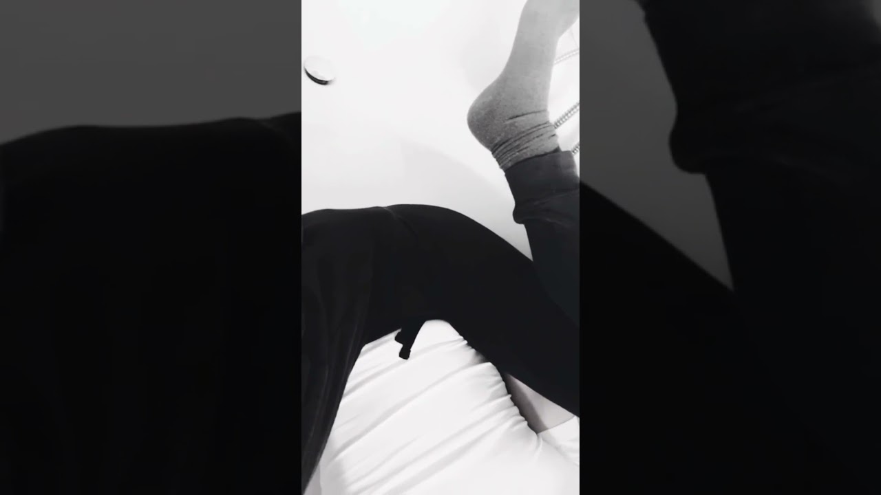 very loud massive & endless farts (male farts power)