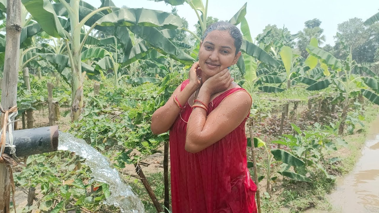 Village Boudi Bathing Vlog | Bathing Vlog | Indian Boudi Bath Vlog