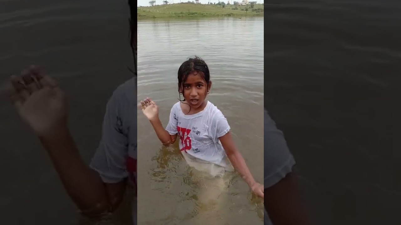 Village Girl Bathing | Desi Girl Bath |