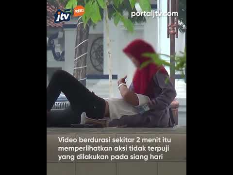Viral, Sepasang Remaja Mesum di Alun Alun Sampang