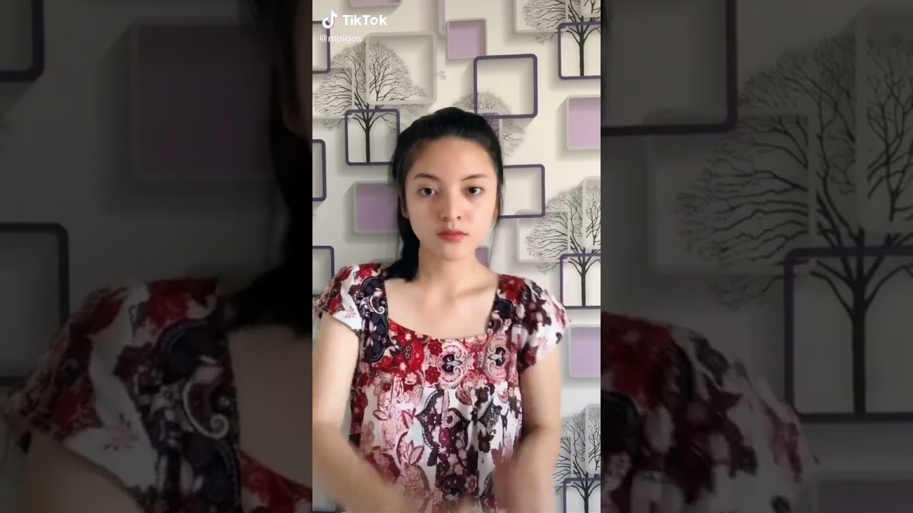Viral-cewek keliatan uting nya