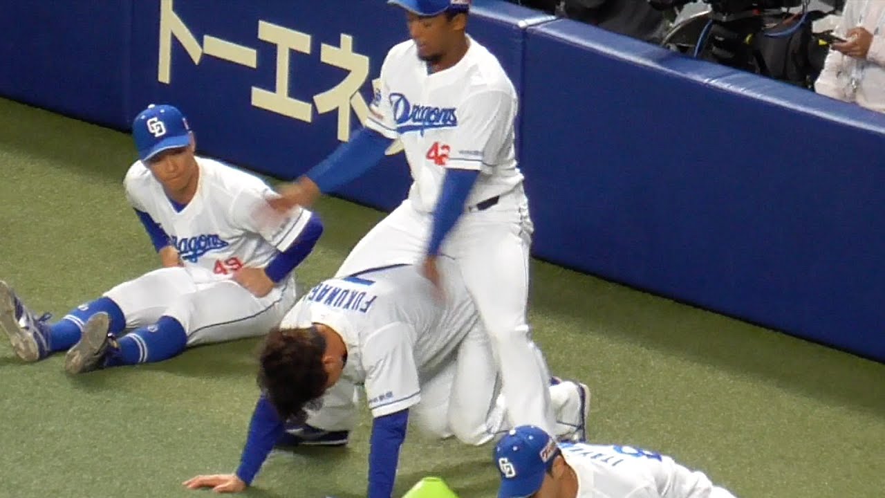 おかえり福永裕基　ブライト健太に馬乗りされる　中日ドラゴンズVS阪神タイガース　2025/05/24