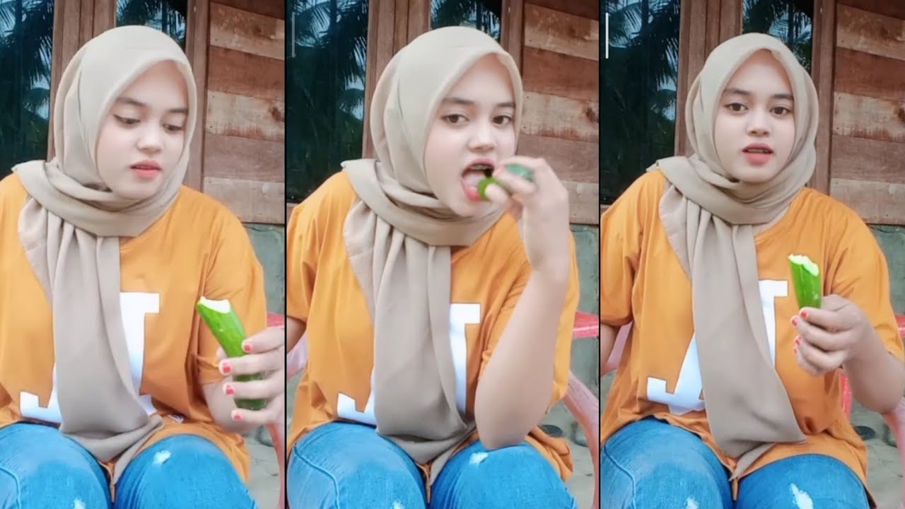 Wanita Hijab Cantik Suka Makan Timun | Live tiktok Hijab style