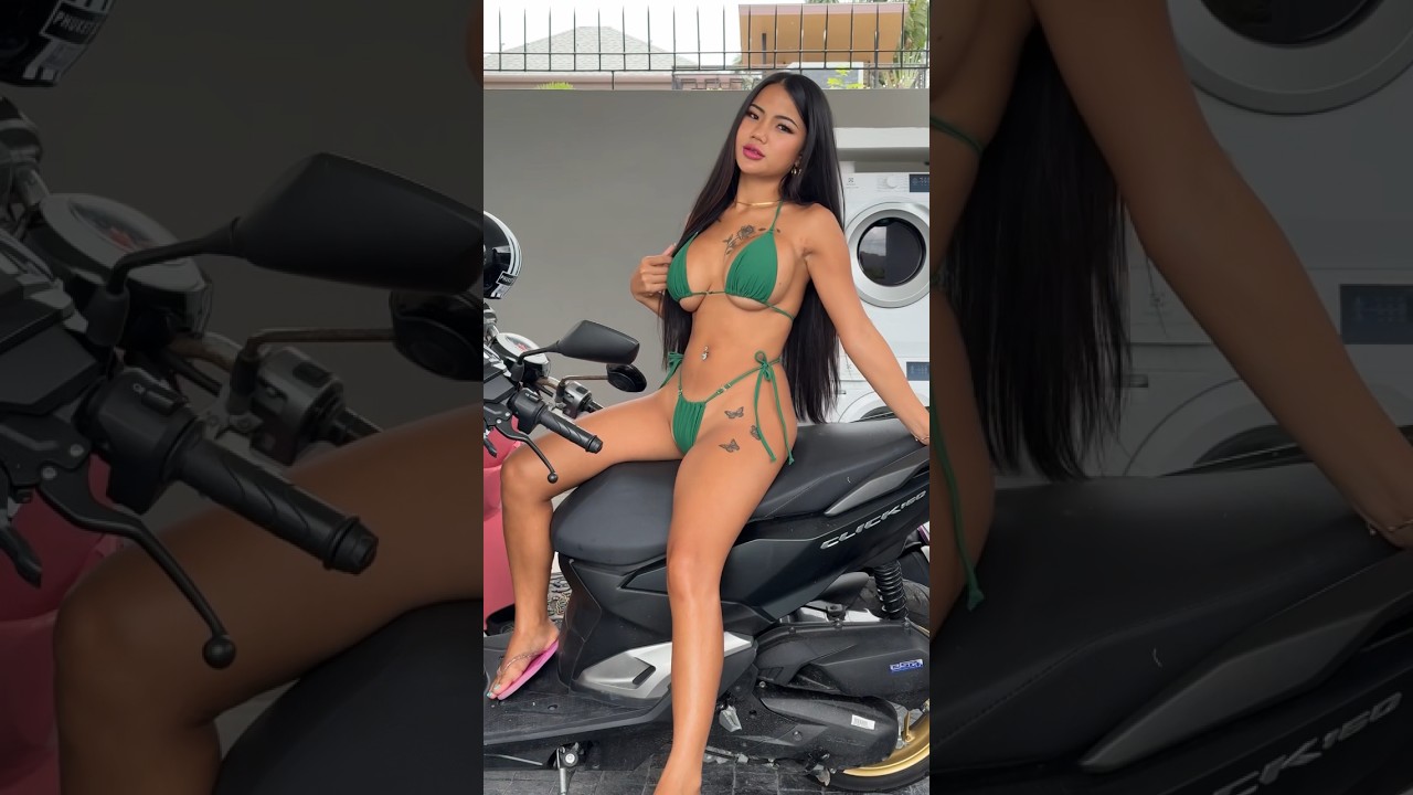 Wanna go with me?? #praew #usa #unitedstates #beachgirl #viralvideo #shorts