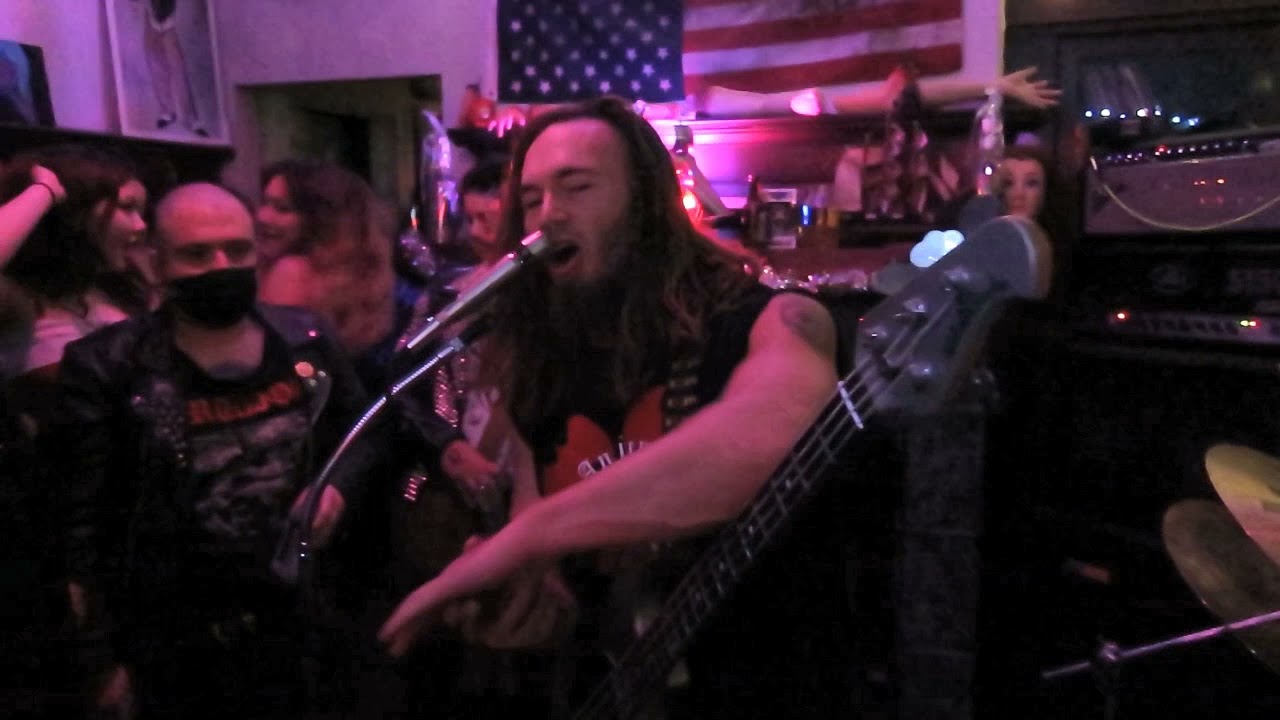 War of Knives (live) @ Pussy Palace 2021.12.31 NYE (1st show)
