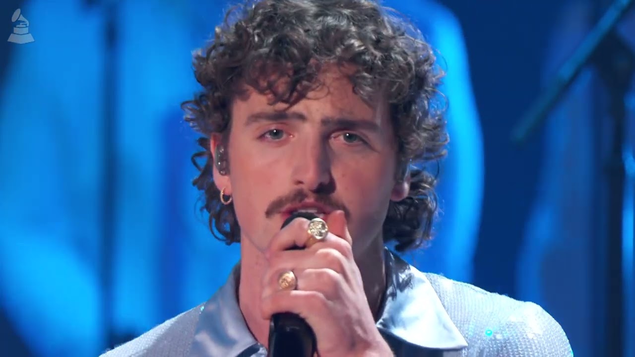 Watch BENSON BOONE perform 