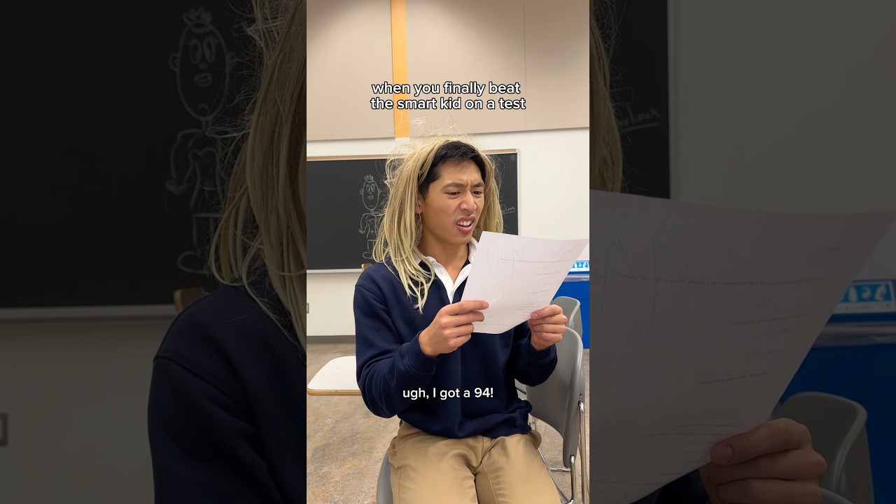 we all know that ONE kid in class 🤣🤣 #shorts #comedy #school #relatable