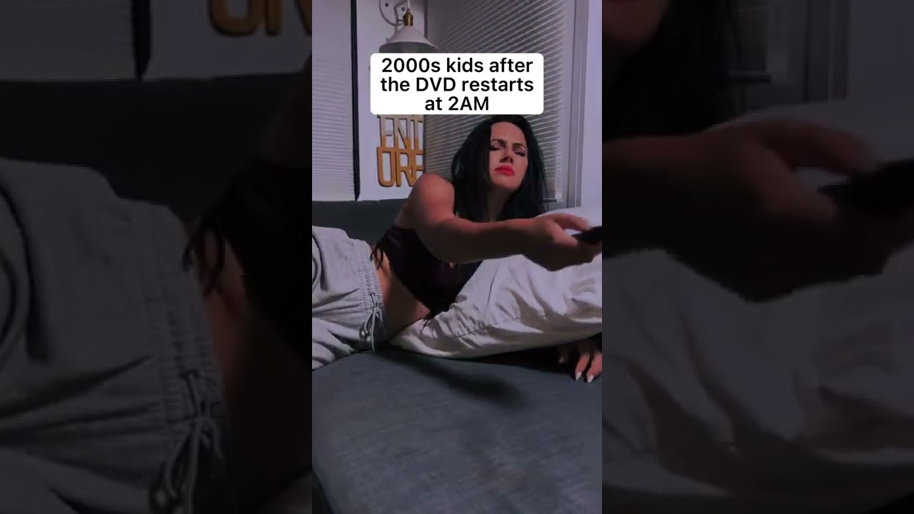 What was that? #millenials #fitmom #fitmomlife #hotmom #workoutgirl #bikinigirl #bikinibod