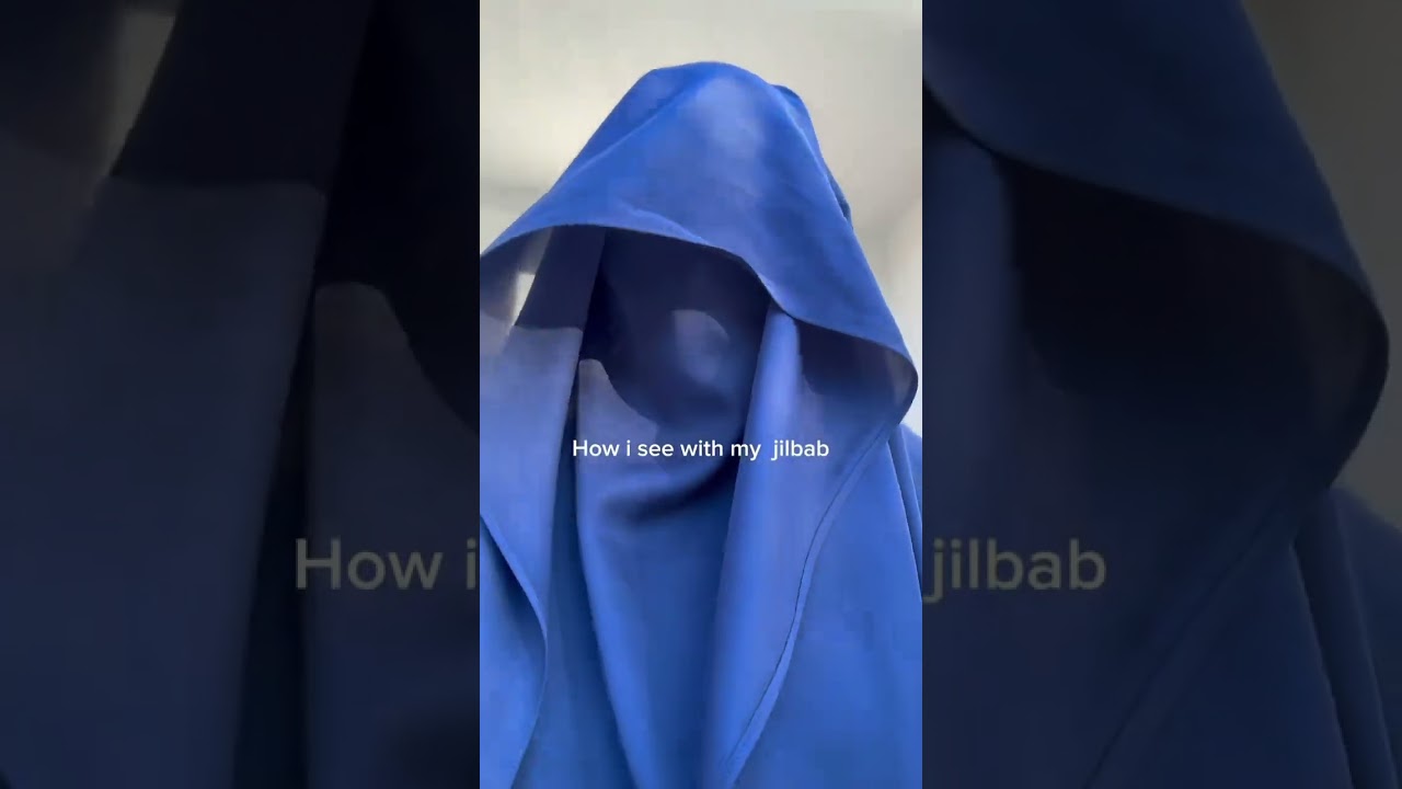Who told you I can see 😝 #abaya #muslimclothing #hijab #hijabi #jilbab #muslimah #niqab