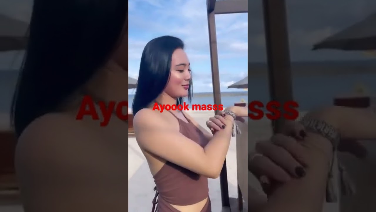 wika salim seksi viral