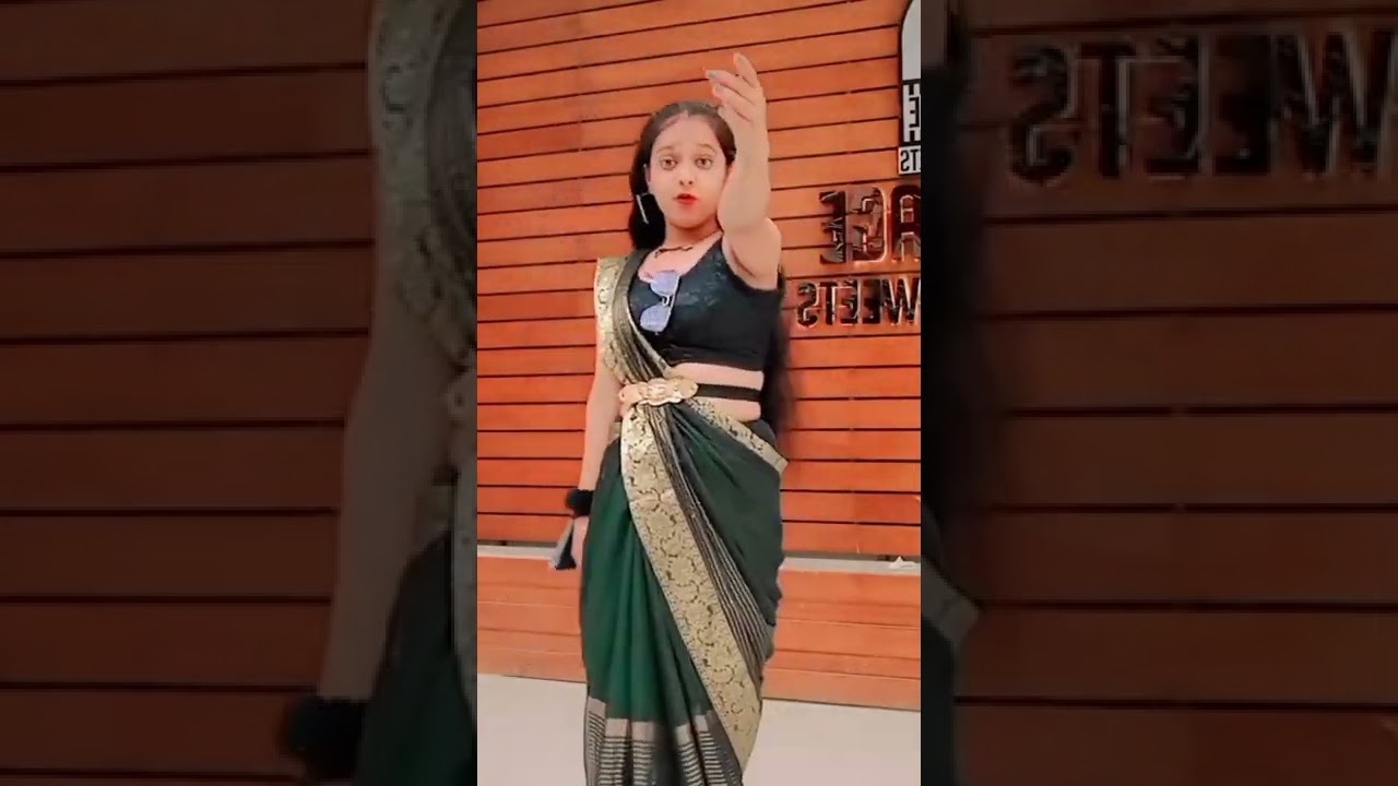 wo ek bholi si ladki h 🥰🥰🥰😍