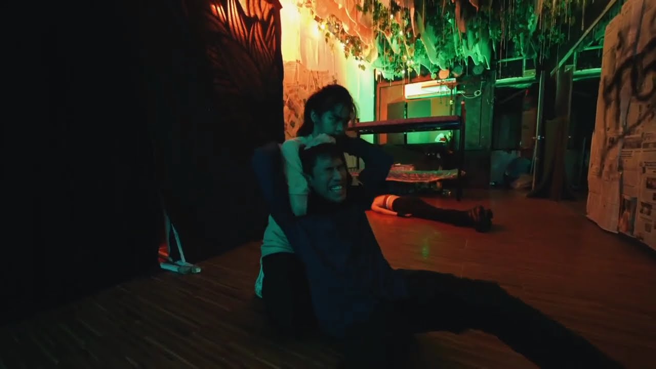 Woman strangles man to death
