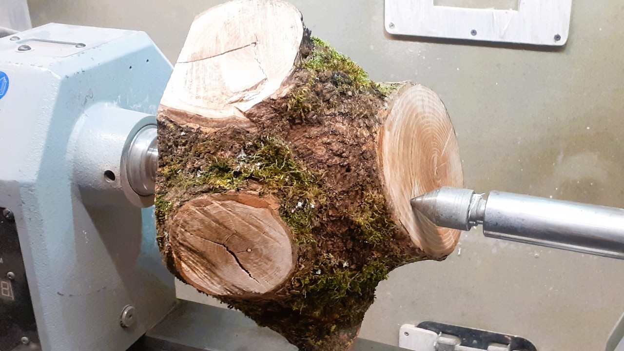 Woodturning A Crazy Crotch Ash Log !!