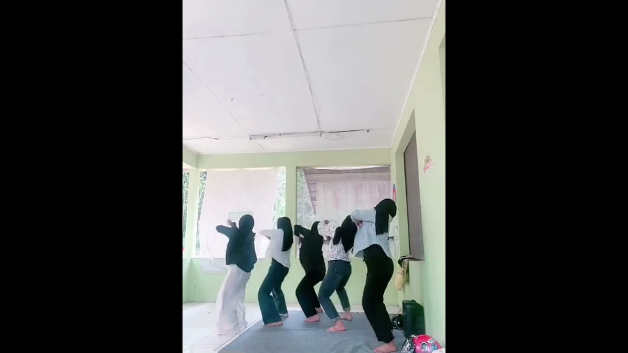 Yang belakang Goyangnya meresahkan😋#shorts #tiktok #instagram #youtube #viral
