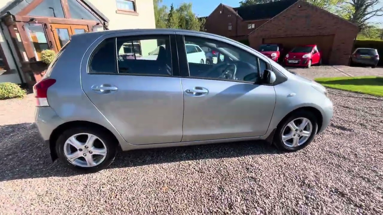Yaris AUTOMATIC