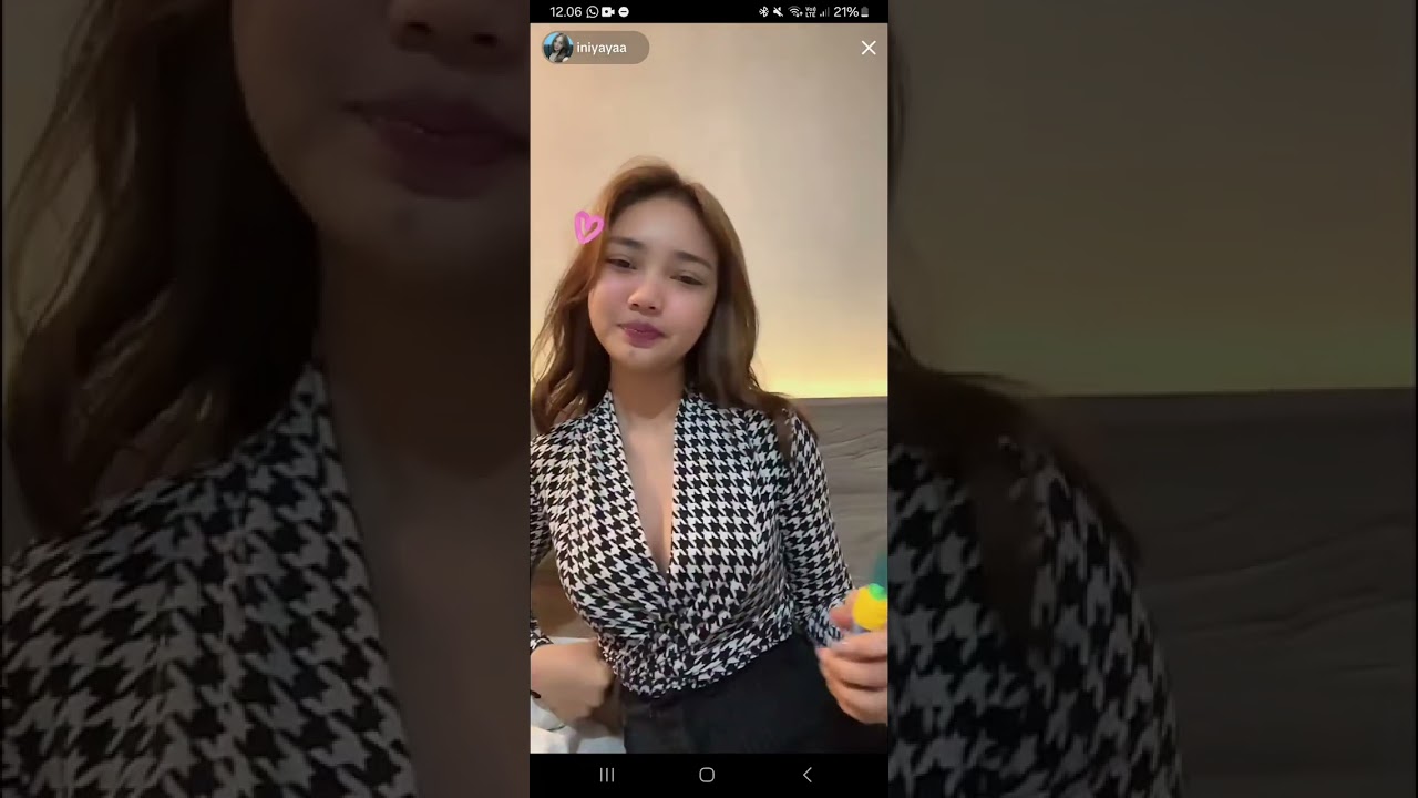 yayarasyid/iniyaya live ngemut permen bikin ngiler||Live tiktok 2024