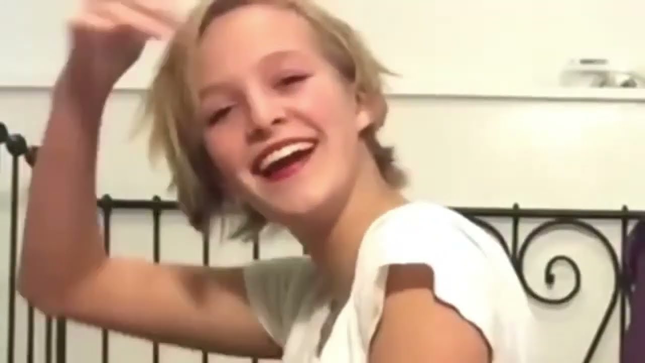 Yoga challenge / Super girls flexible