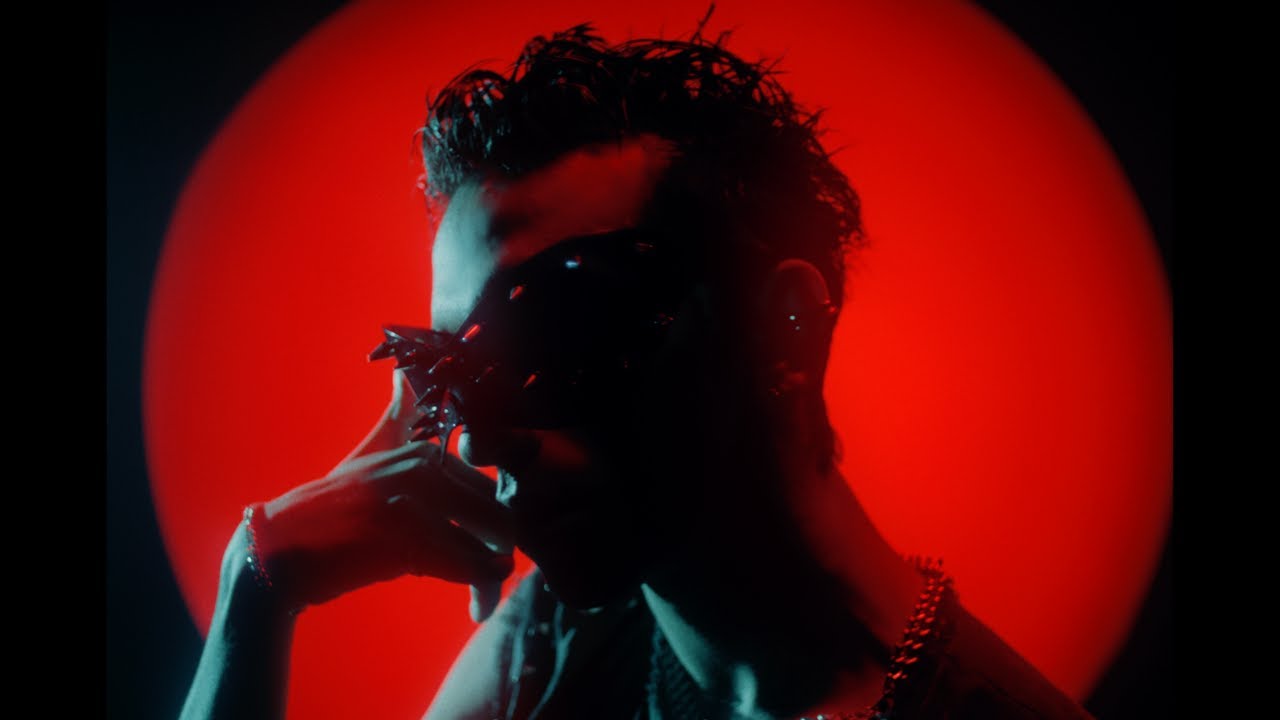 Zeki Arkun - ÖPÜCÜK | Music Video